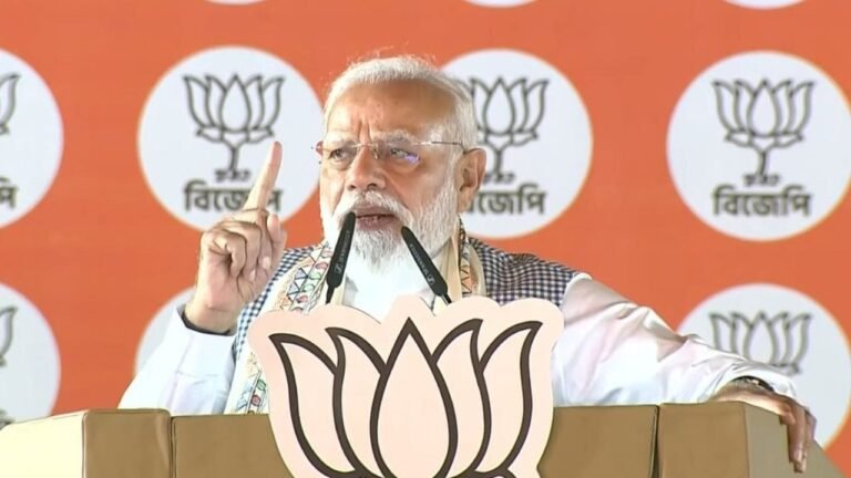 घुसपैठियों को खदेड़ा जाएगा, उनके आका जेल भेजे जाएंगे… बीरभूम में पीएम मोदी की हुंकार